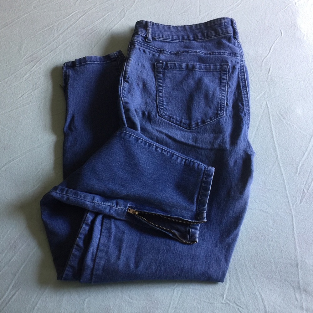 Forever 21 Skinny Jeans with Ankle Zippers