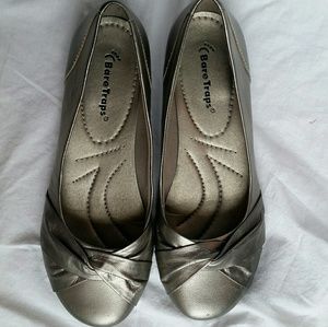 BareTraps pewter ballet flats, size 7M