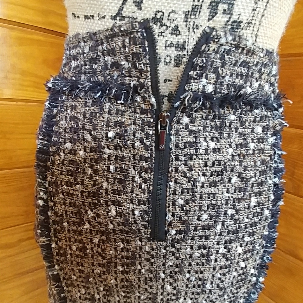 💙Tory Burch Skirt - Picture 5 of 6