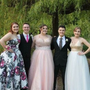 Meet your Posher, Alexis