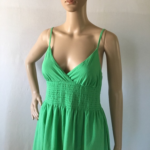 EmEraLd grEen dResS - Picture 2 of 13