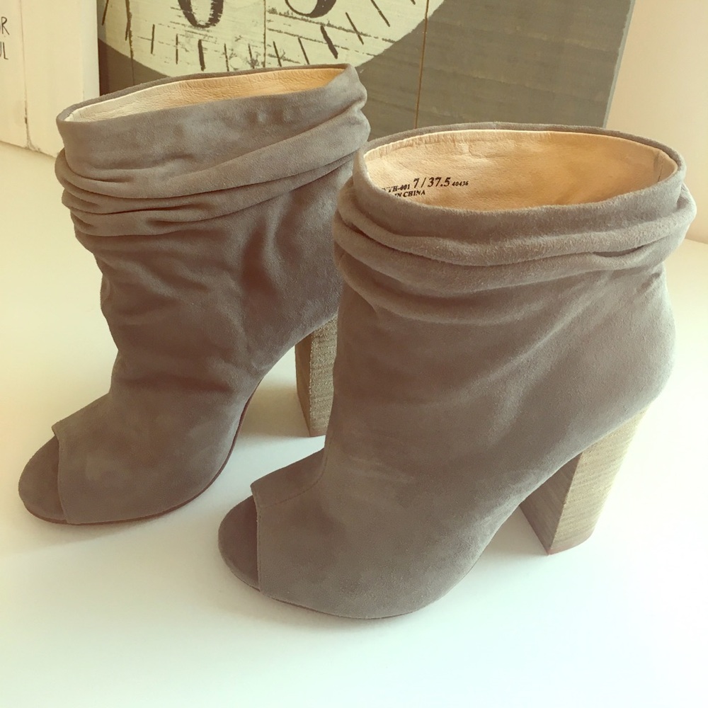 Never worn peep toe booties!