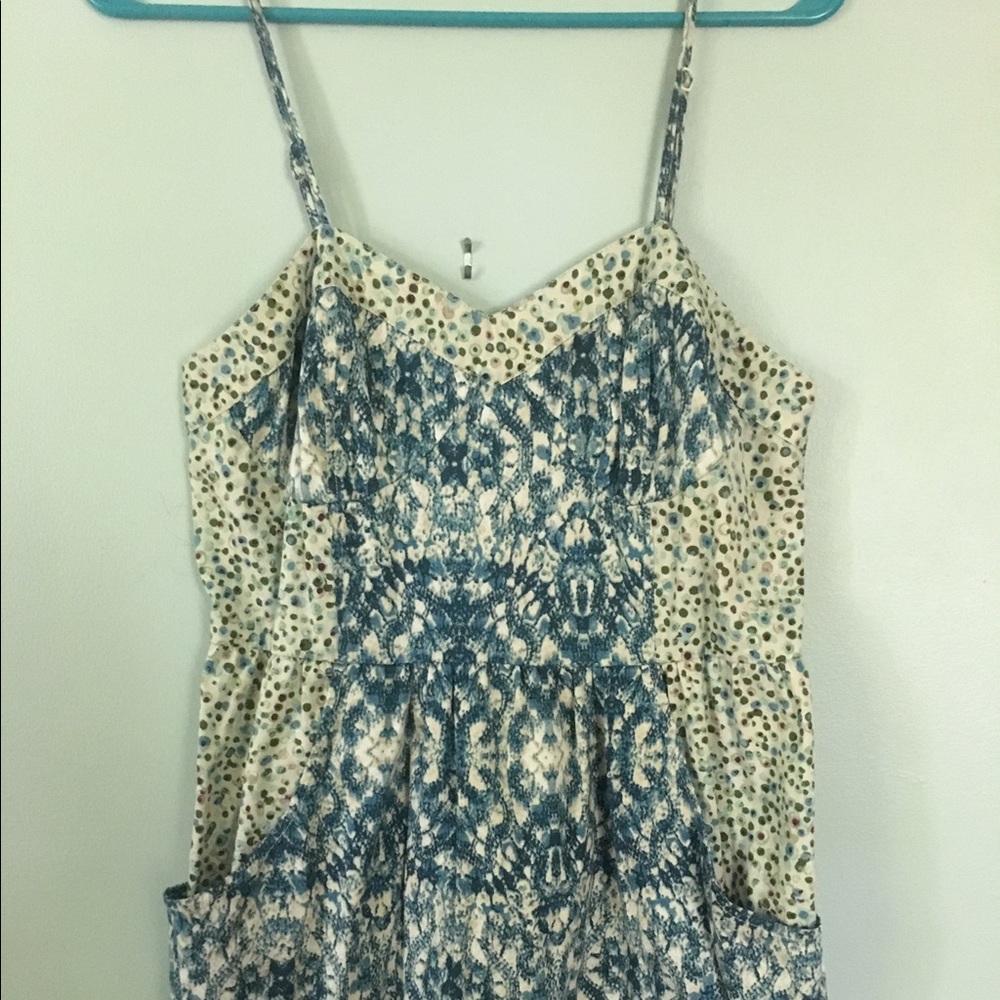 Summer Mini Dress - Picture 2 of 3