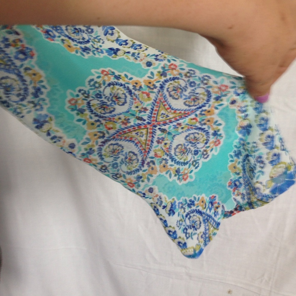 Gianni Bini Girls Paisley Dress - Picture 4 of 4