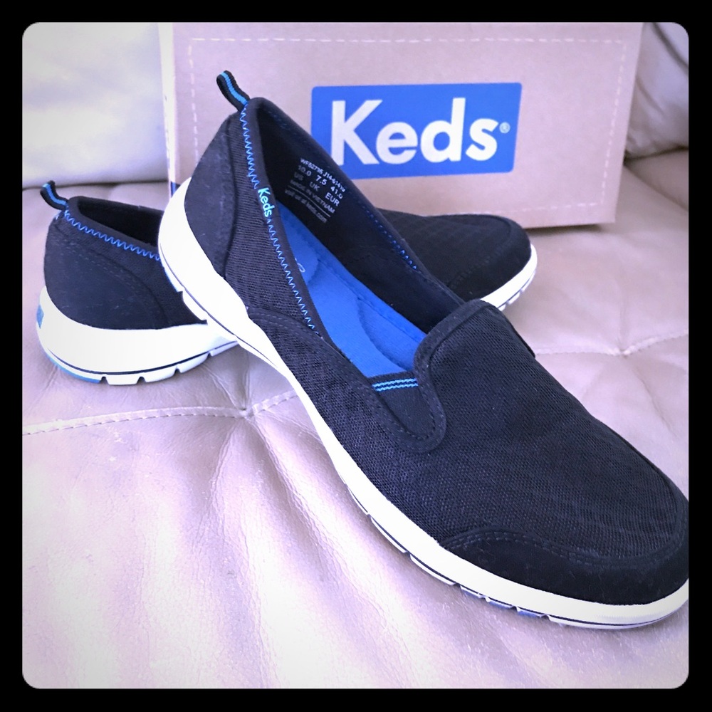 PRICE DROP! Ked’s Ortholite slip on shoes, Black