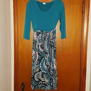 Adorable maternity dress! Like new!