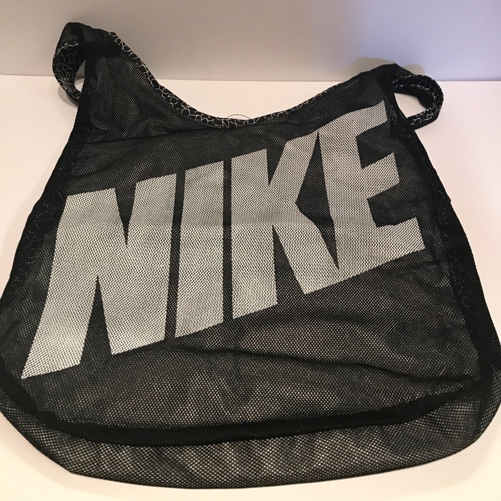 Nike reversible bag