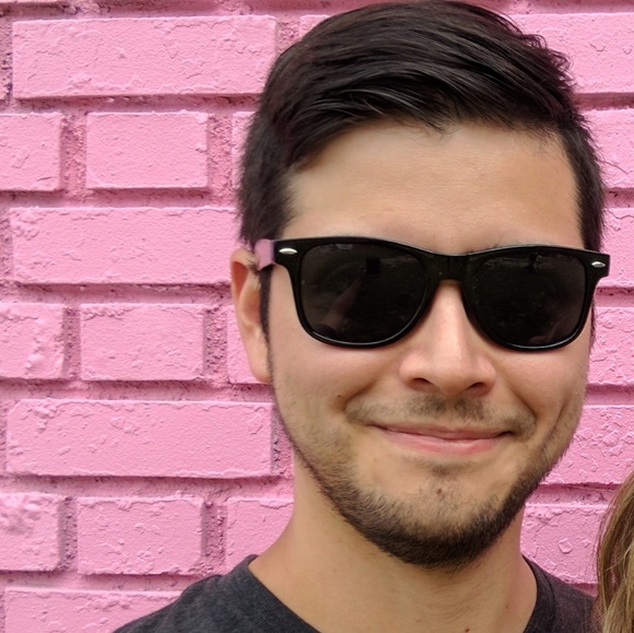 Meet your Posher, Omar - Picture 1 of 1