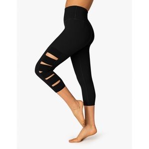 Beyond Yoga High Rise Wide Band Capri Legging