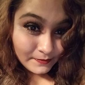 Meet your Posher, Evelin