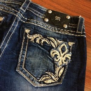 Signature skinny miss me's