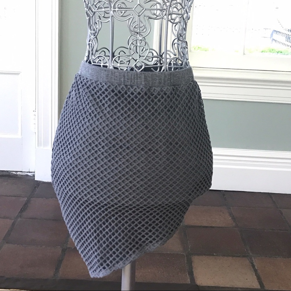 Riller grey mesh skirt