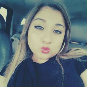 Meet your Posher, Alondra