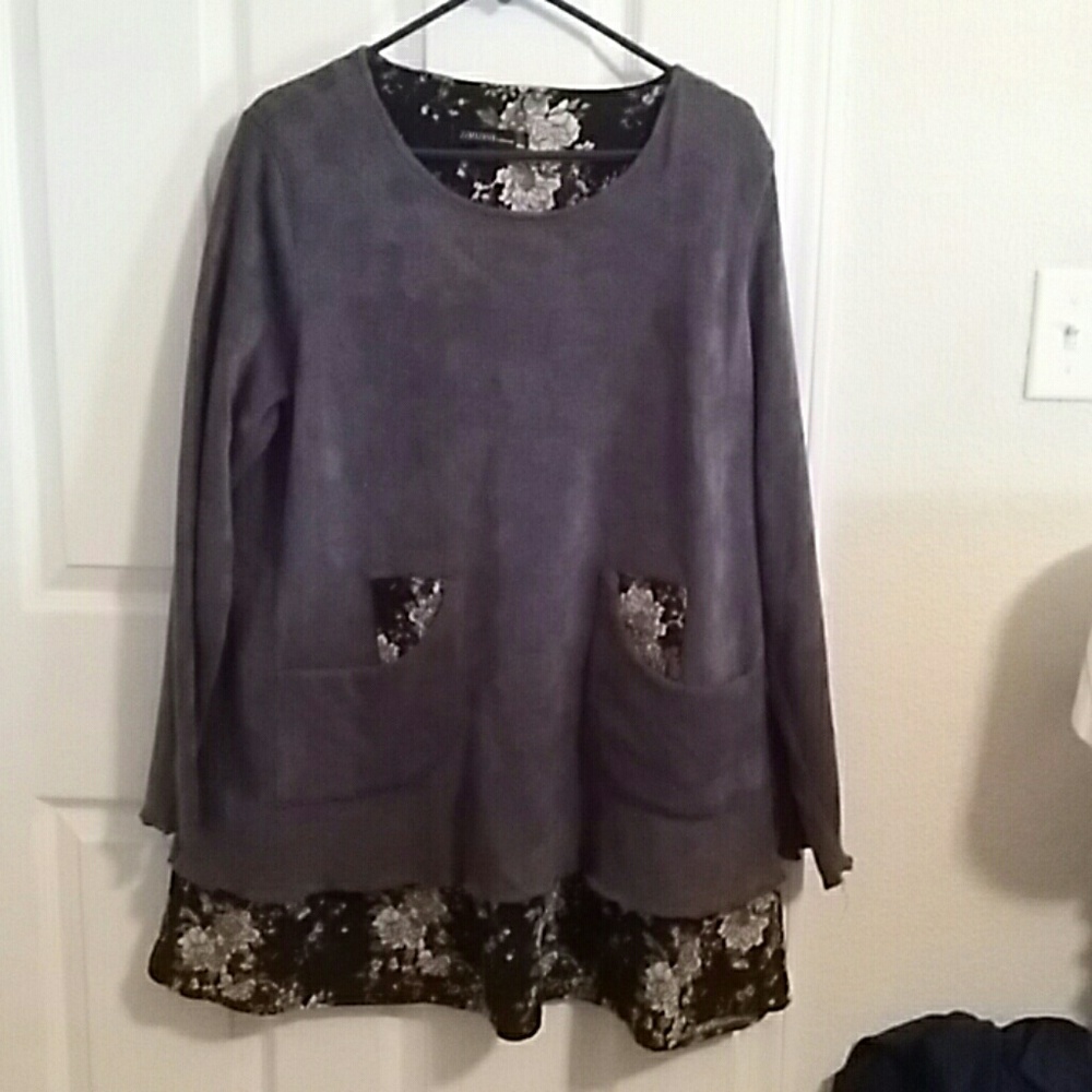 Zanzea grey and floral tunic