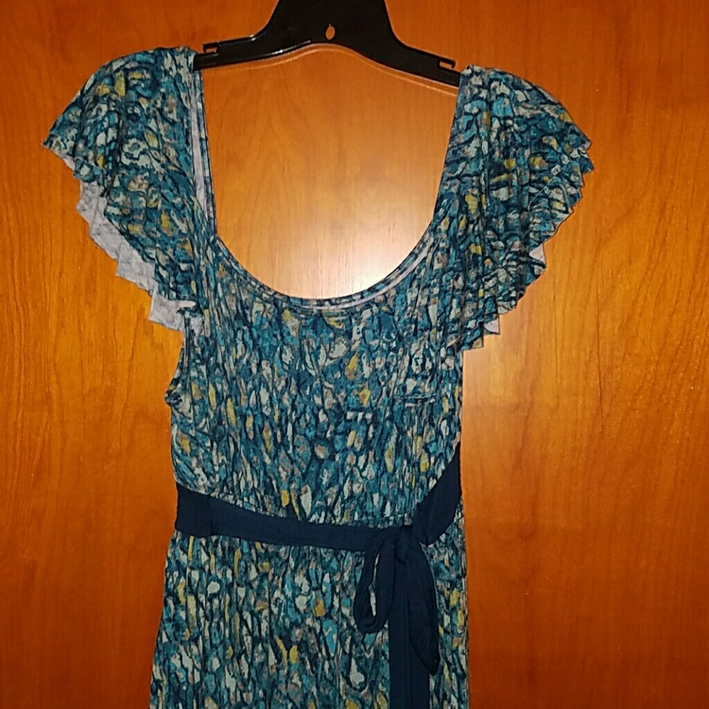 Cute summer maternity dress!