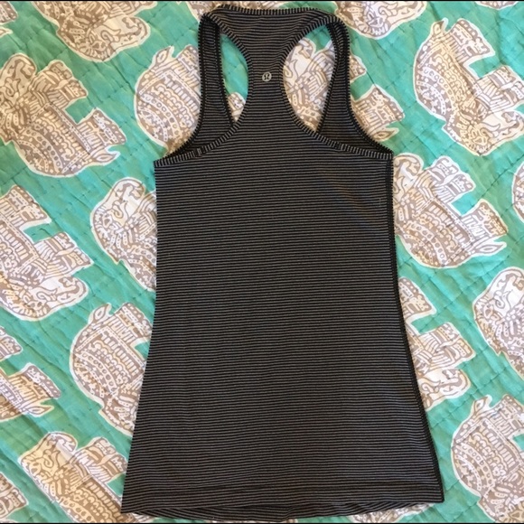 NWOT LuLuLemon Tank - Picture 3 of 4