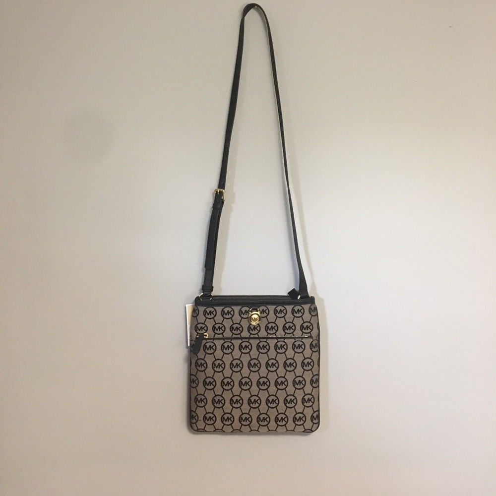 Michael Kors Cross Body bag