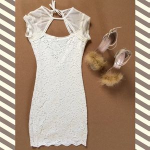 Silence + Noise Cream Lace Stretchy Dress Size XS