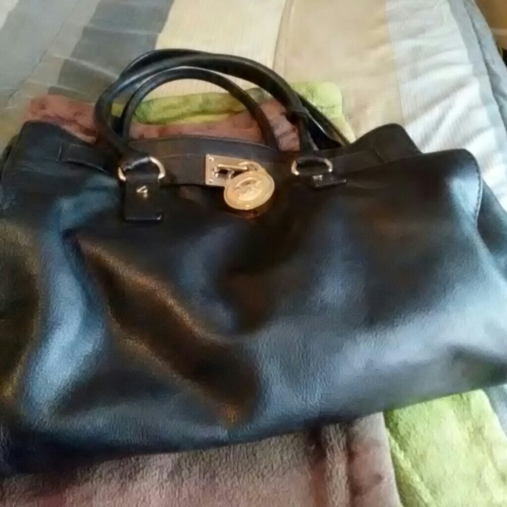 Micheal Kors bag