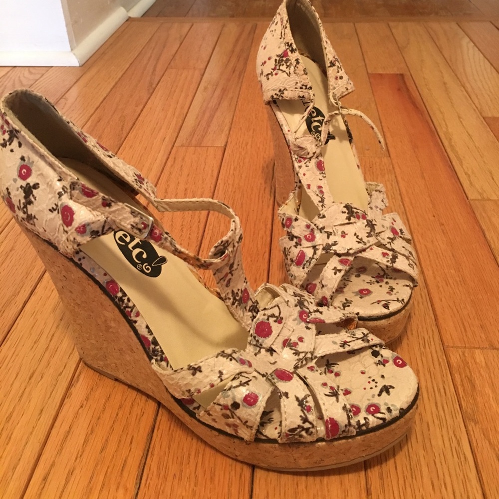 Floral Wedges