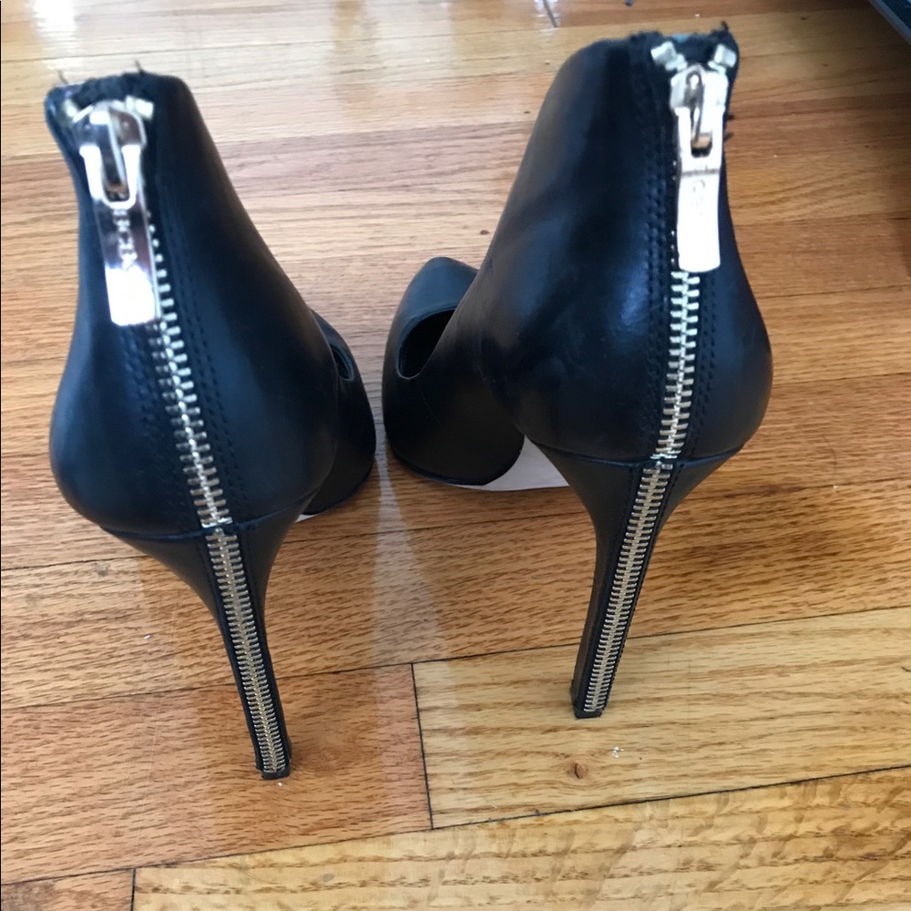 Bcbg black leather pumps size 8.5