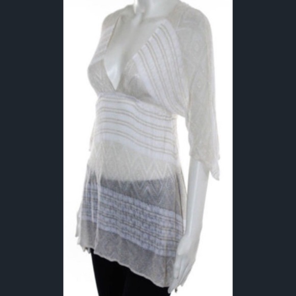 LAST CALL 9/11/22 - Vitamin A Sheer Deep V Dolman Sleeve Tunic - Picture 2 of 5