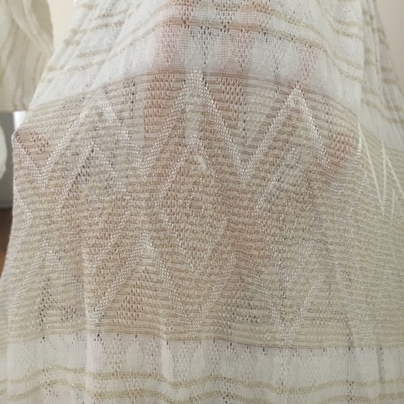 LAST CALL 9/11/22 - Vitamin A Sheer Deep V Dolman Sleeve Tunic - Picture 5 of 5