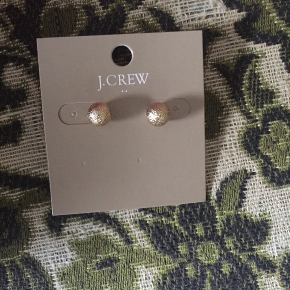 NEW J. Crew Pinball Gold Stud Earrings - Picture 2 of 3