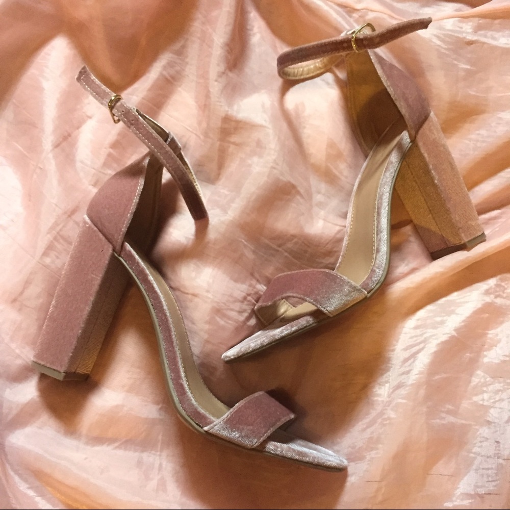 Mauve-pink Merona Velvet Pumps 🌸
