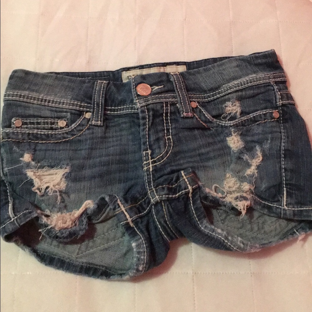 BKE Stella shorts 25