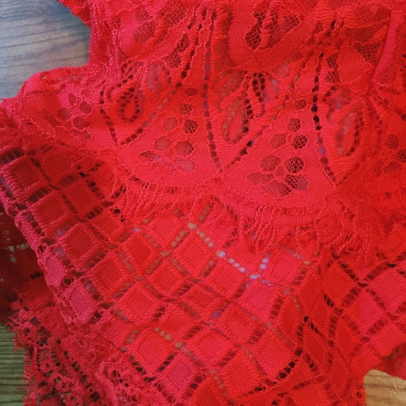 🆕 Moonlit Gaze Lace Bodysuit - Picture 2 of 3