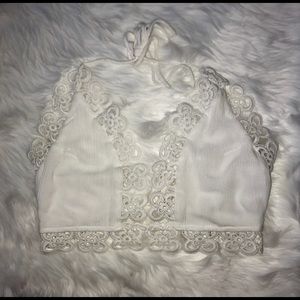 WHITE CROCHET DETAIL TOP sz. SM