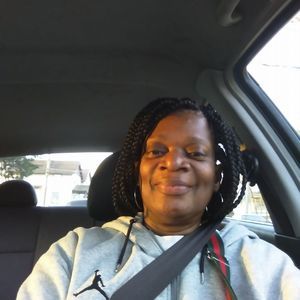 Meet your Posher, Della