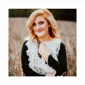 Meet your Posher, Stacy