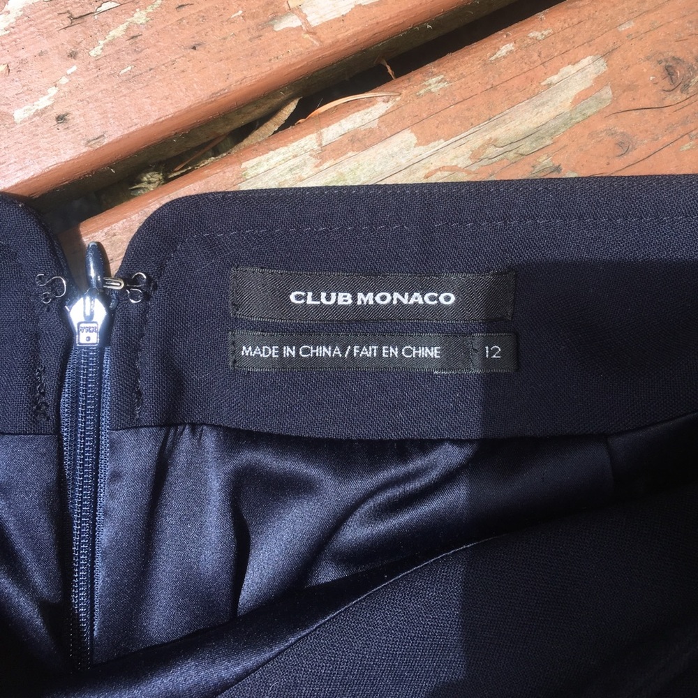 Club Monaco blue skirt. - Picture 2 of 2