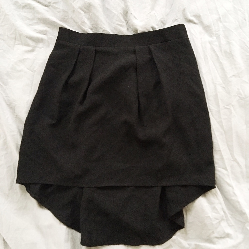 Black silky mini skirt