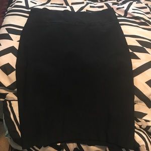 High Waisted black stretch skirt