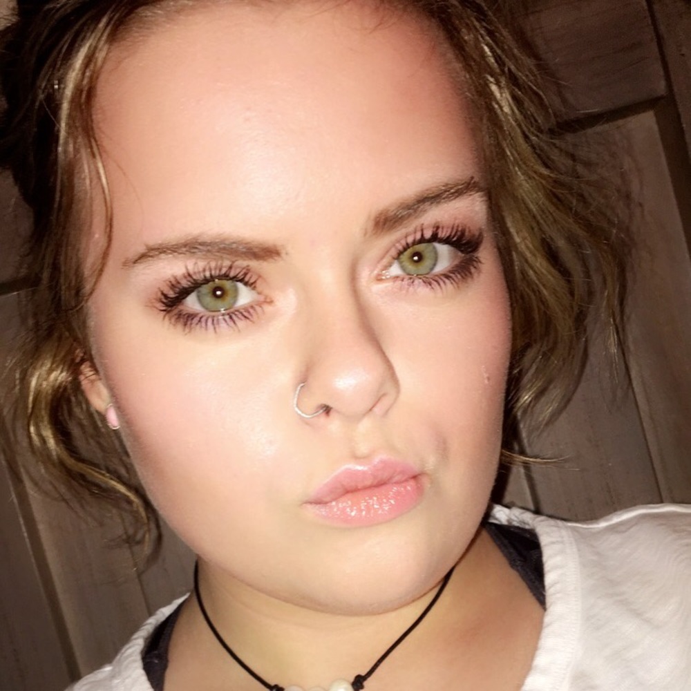 Meet your Posher, Jasmine