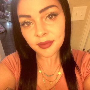 Meet your Posher, Robyn