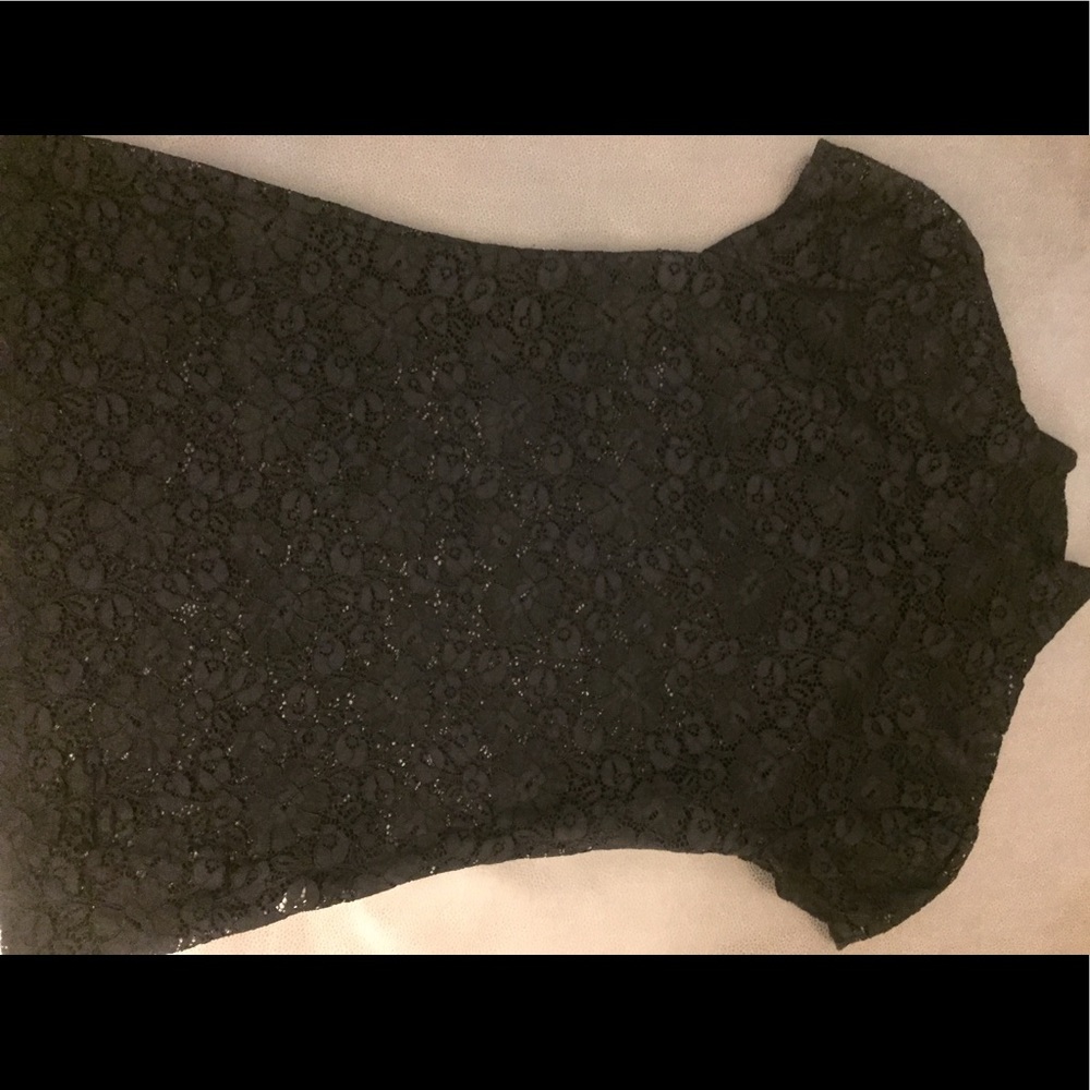 Lace, turtleneck pullover top