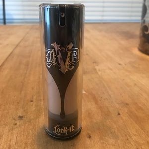 Kat Von D foundation