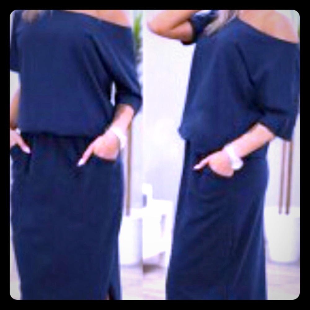Maxi dress in navy