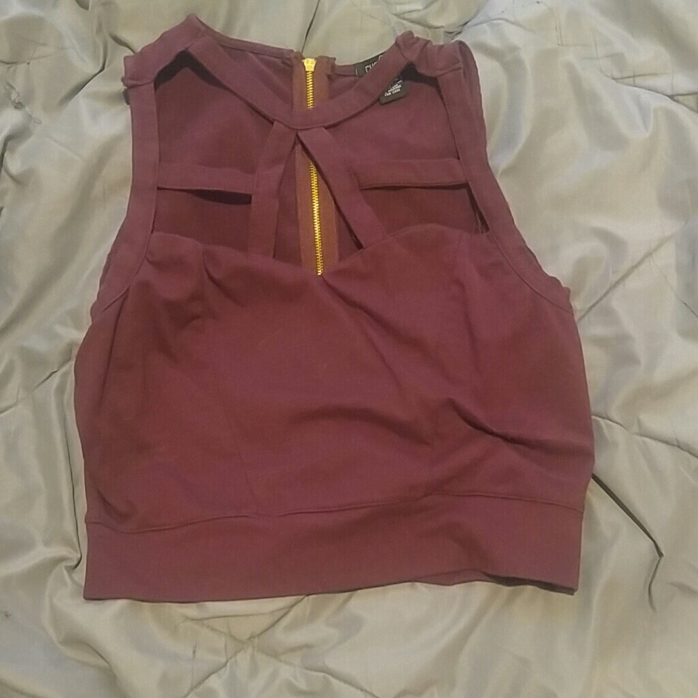 Tops - Picture 2 of 2