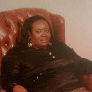 Meet your Posher, Suzanne