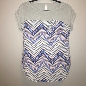 Xhileration Grey Chevron Top