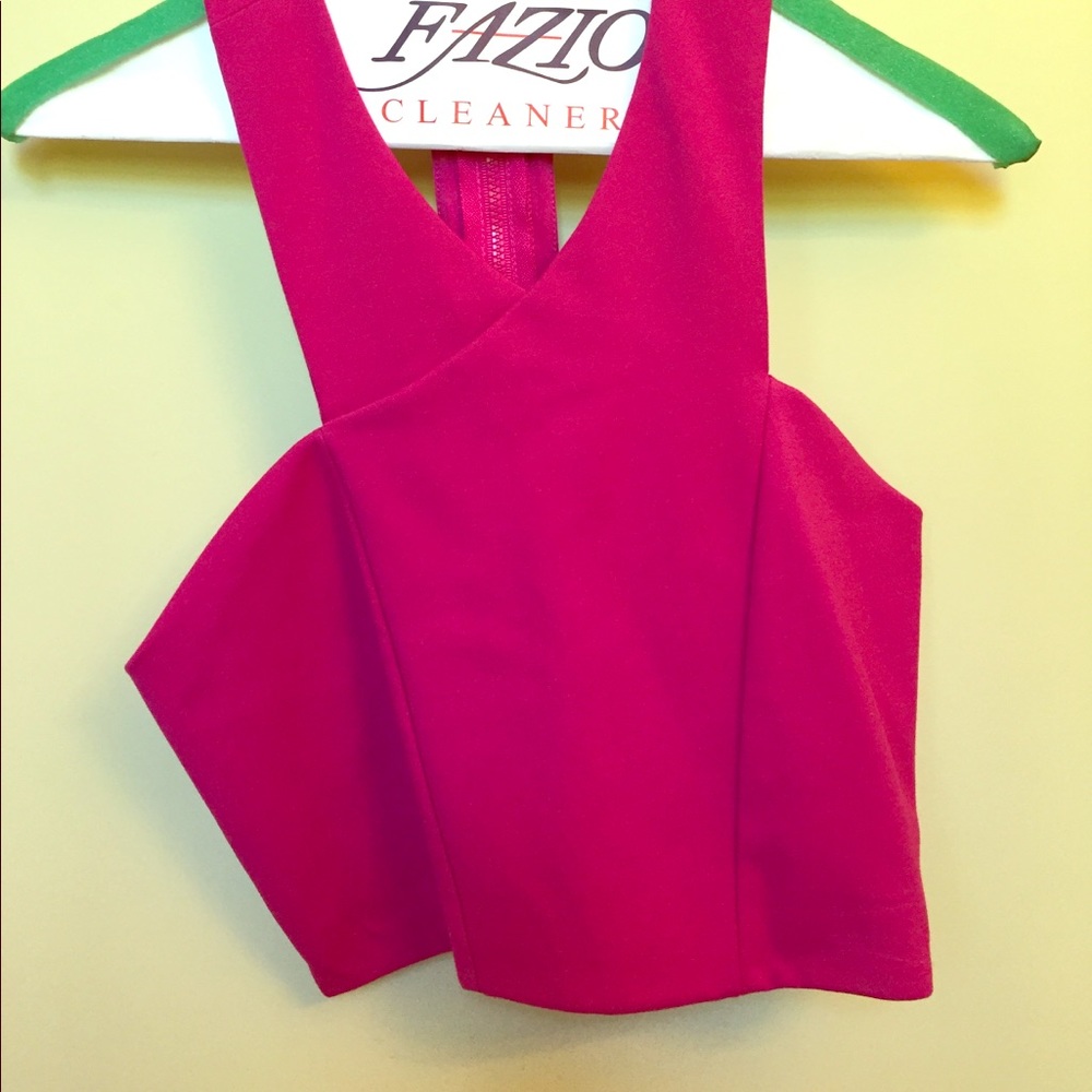 pink Express crop top