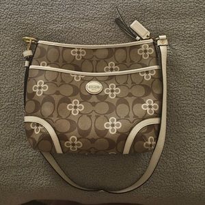 Coach shoulder bag