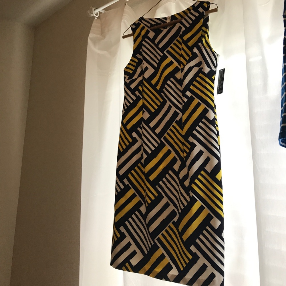 NWT. Office chic, sheath dress!