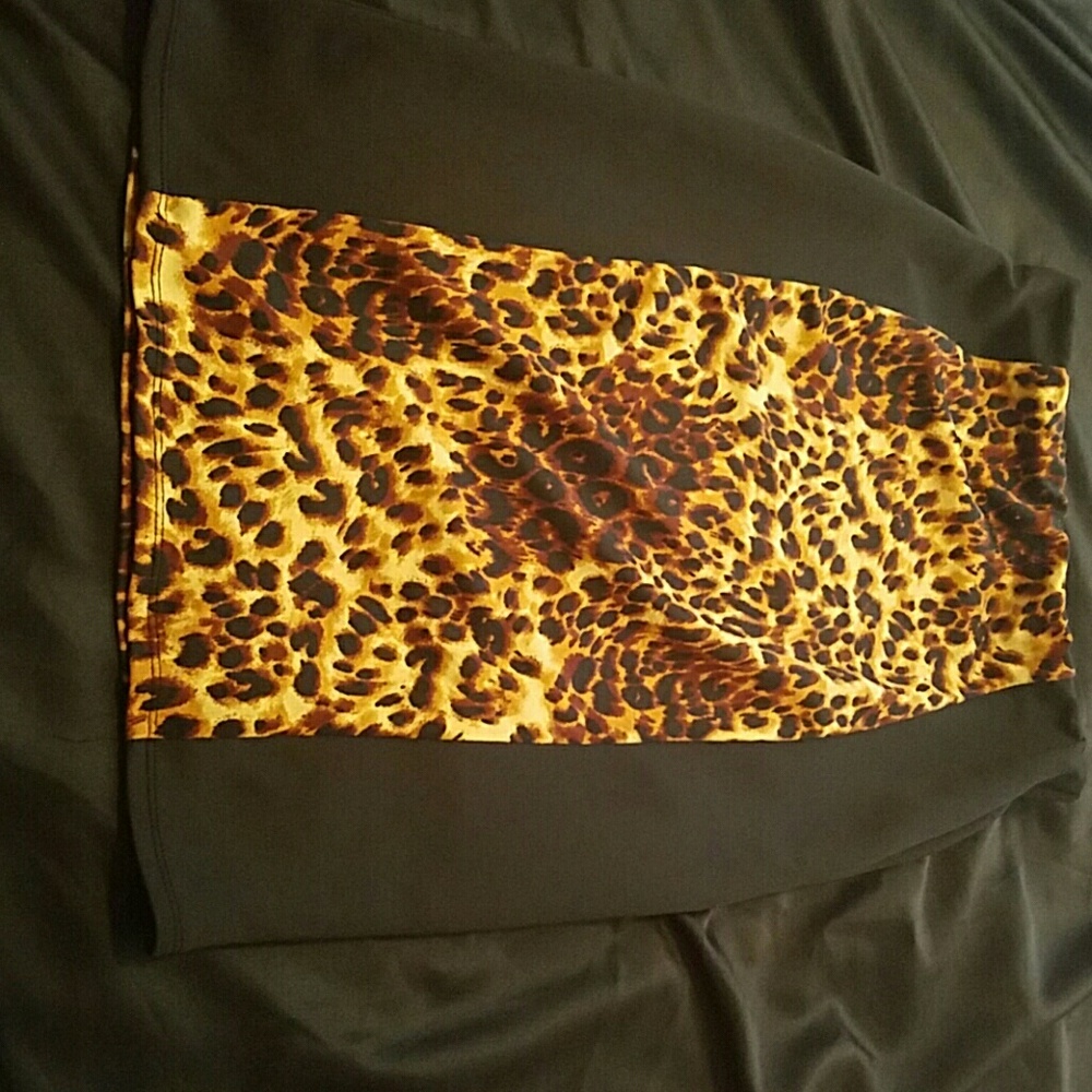 Cheetah/Leopard print skirt