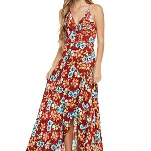  HOT ITEM ON SALE Floral maxi HOT ITEM ON SALE Floral maxi